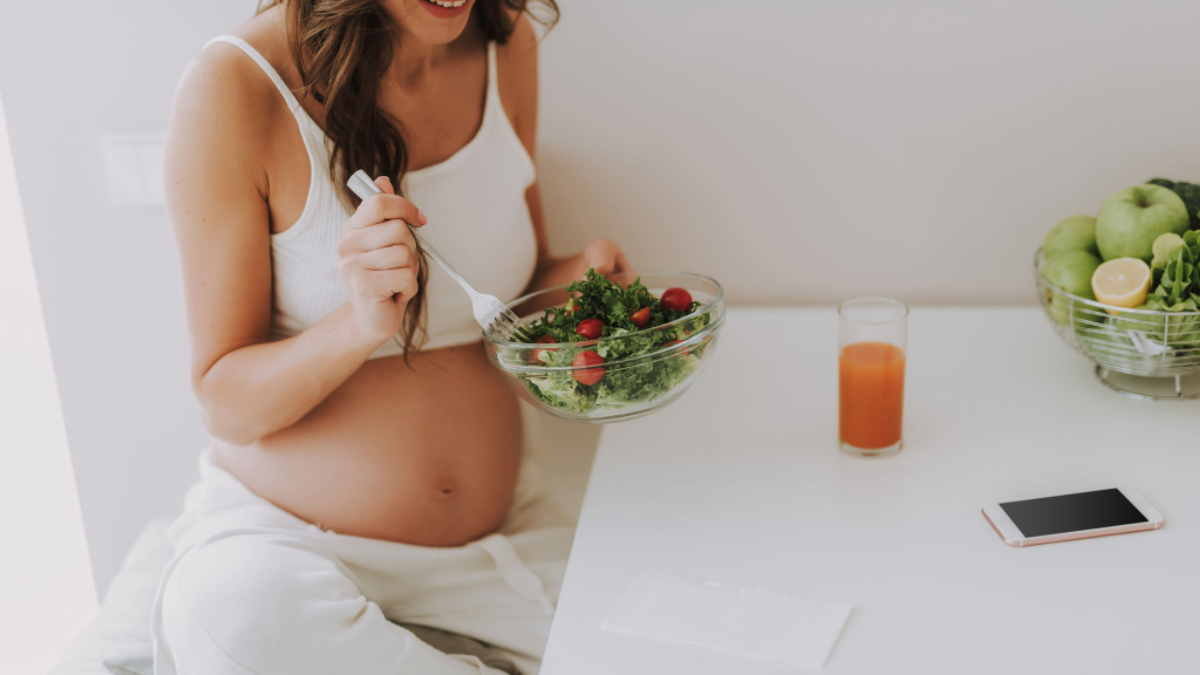 Best Foods For Postpartum: The Top 8 Nutrient-Rich Options for New Moms