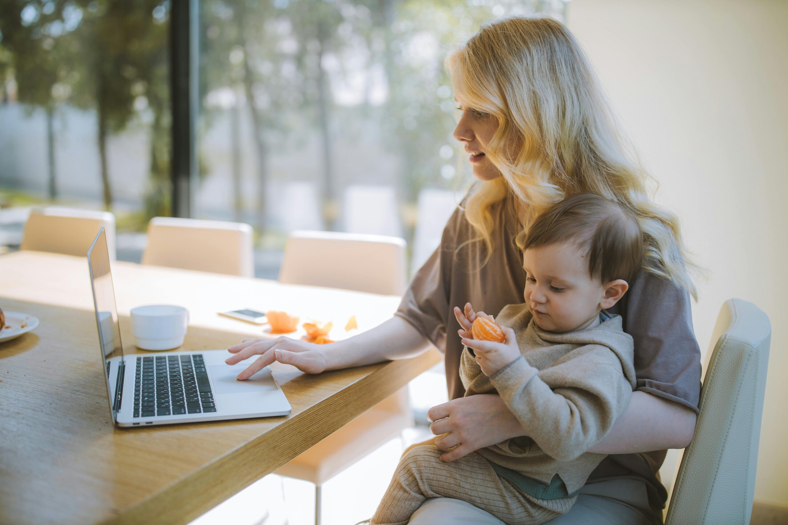 Parenting and Work: Striking the Right Balance in 2024